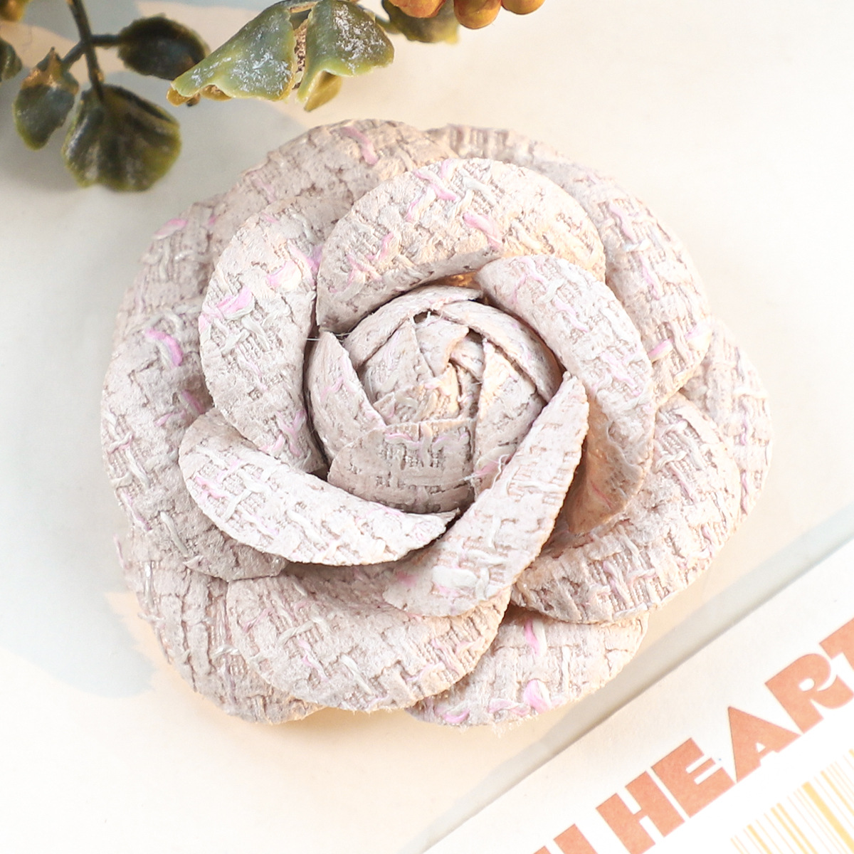 6CM Camellia Brooch for Women  - Body Jewelry High Quality reseña y precio