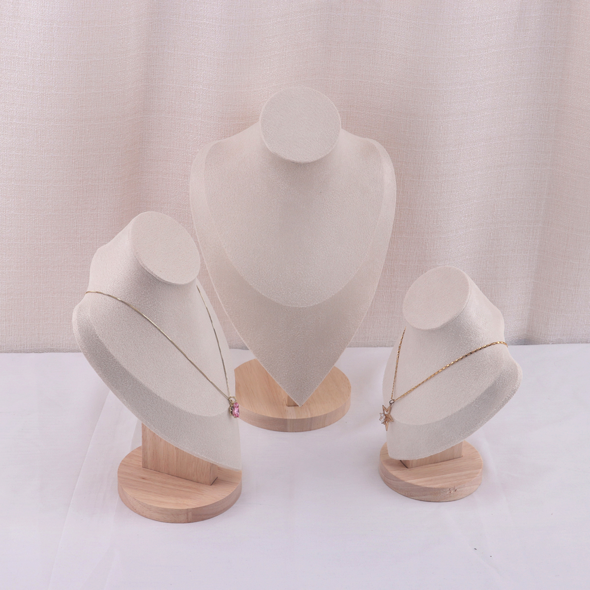 Velvet Portrait Necklace Displ - Body Jewelry Holder reseña y precio
